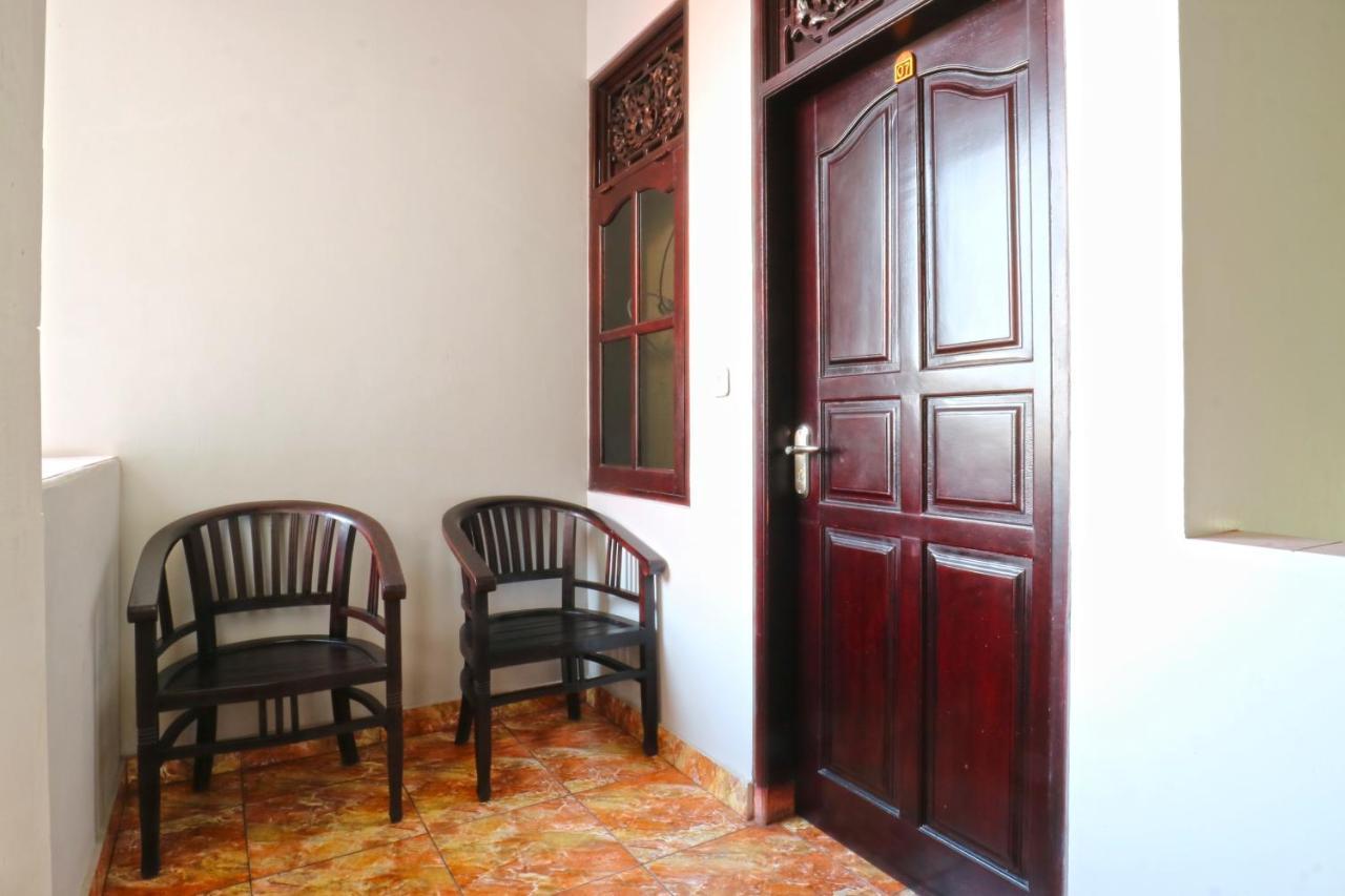 Bangsal Homestay Денпасар Екстериор снимка