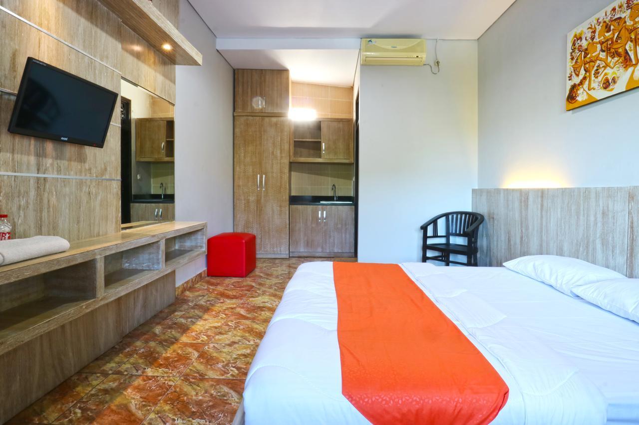 Bangsal Homestay Денпасар Екстериор снимка