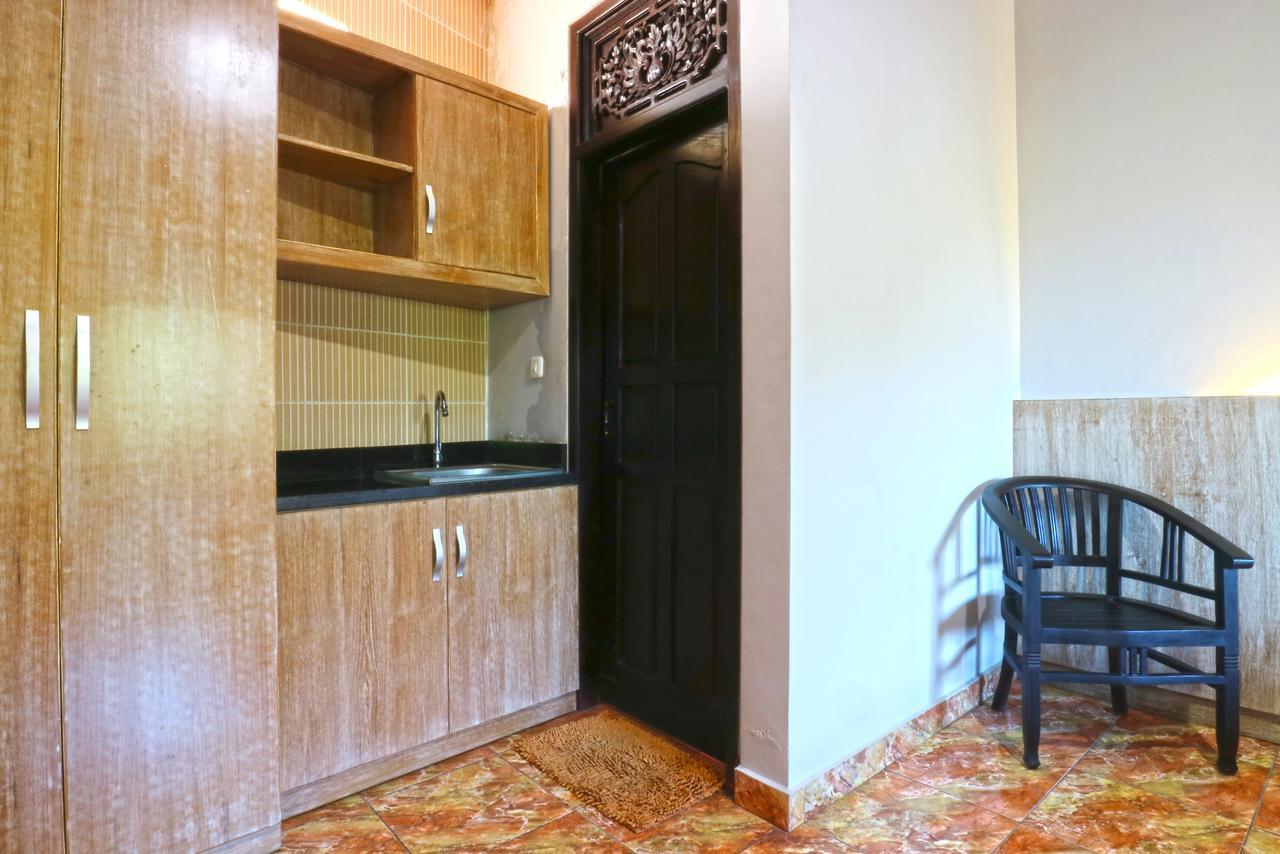 Bangsal Homestay Денпасар Екстериор снимка
